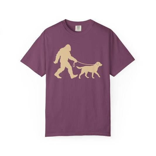Bigfoot's Labrador Retriever T-Shirt in Berry from When Dogs Fly